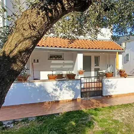 Karmelo Davorka Appartement *